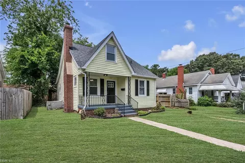 107 Hill St, Hampton, VA 23661 photo 3
