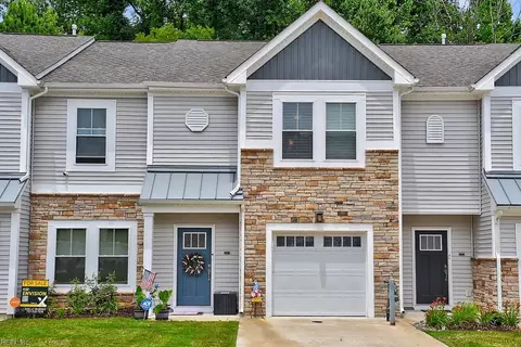 1002 Opal St #103, Suffolk, VA 23435