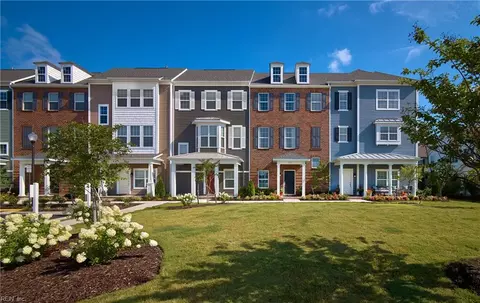 670 Allery Rd, Chesapeake, VA 23320