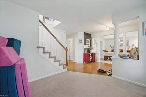 Entry Way - 108 Montrose Dr, Hampton, VA 23666 photo 3 of 7
