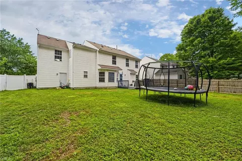 Exterior - 108 Montrose Dr, Hampton, VA 23666 photo 7 of 8