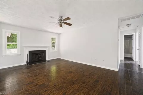 Living - 531 Dafia Dr, Hampton, VA 23666 photo 1 of 7