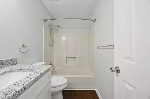 Bath - 531 Dafia Dr, Hampton, VA 23666 photo 4 of 4