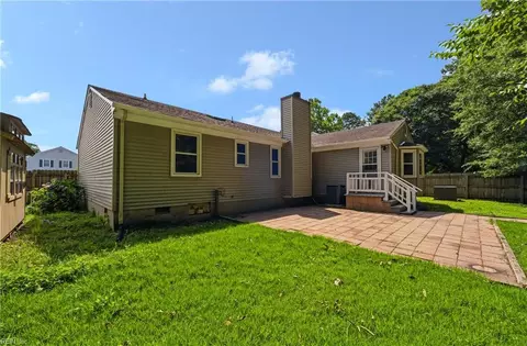 Exterior - 531 Dafia Dr, Hampton, VA 23666 photo 3 of 8