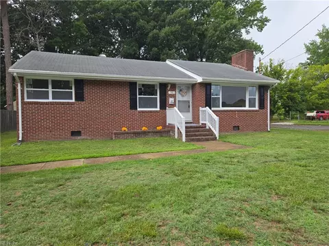 Exterior - 100 Prince James Dr, Hampton, VA 23669 photo 5 of 5