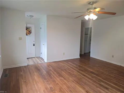 Living - 100 Prince James Dr, Hampton, VA 23669 photo 4 of 4