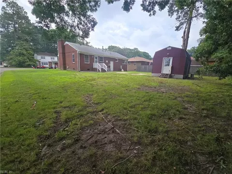 Exterior - 100 Prince James Dr, Hampton, VA 23669 photo 3 of 5