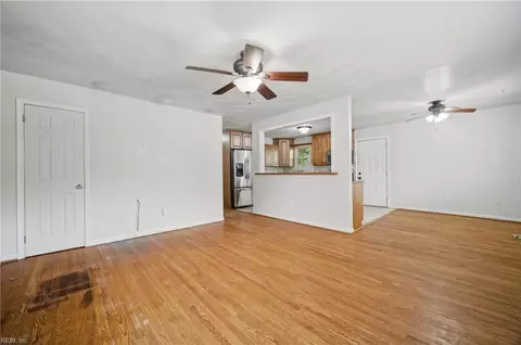 Living - 312 S Curry St, Hampton, VA 23663 photo 1 of 3