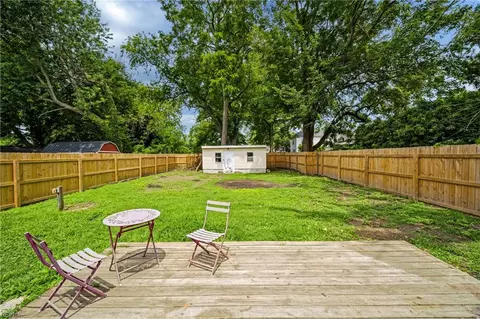 Exterior - 312 S Curry St, Hampton, VA 23663 photo 1 of 6