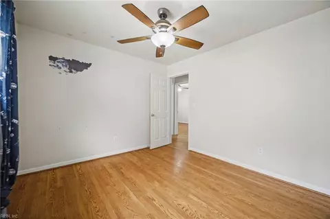 Bedroom - 312 S Curry St, Hampton, VA 23663 photo 2 of 5