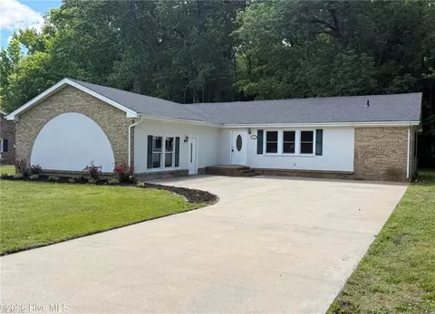 602 Terry St, Elizabeth City, NC 27909