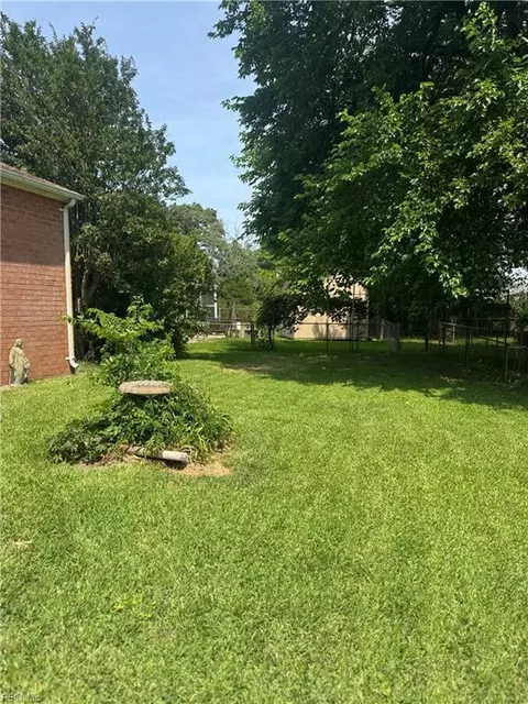 Exterior - 470 Gretna Ct, Hampton, VA 23669 photo 6 of 6