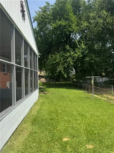 Exterior - 470 Gretna Ct, Hampton, VA 23669 photo 5 of 6