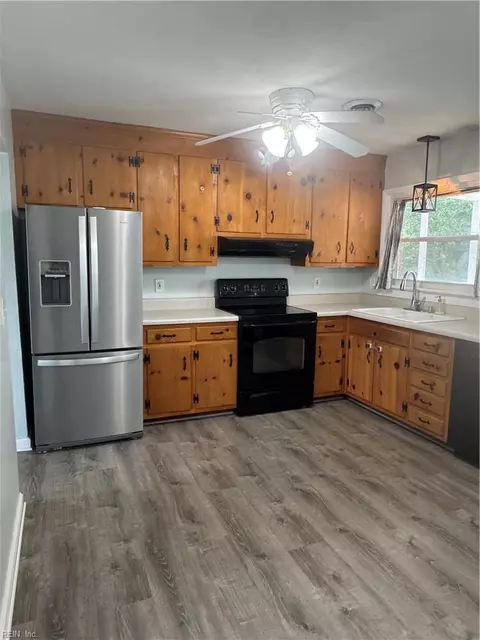 Kitchen - 470 Gretna Ct, Hampton, VA 23669 photo 1 of 2