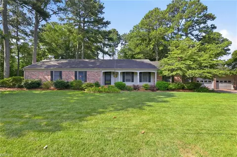4305 Delray Dr, Virginia Beach, VA 23455