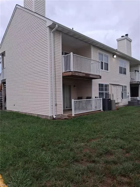5670 Landfall Dr, Virginia Beach, VA 23462