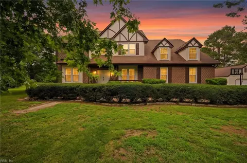 2704 Indian Creek Ct, Virginia Beach, VA 23457