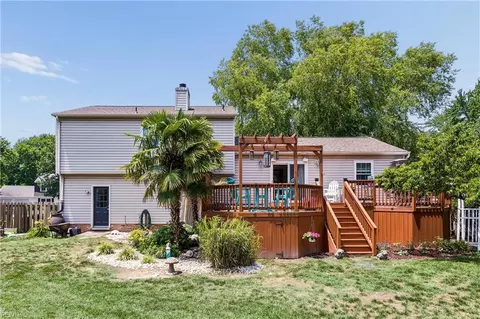 Exterior - 112 Drummonds Way, Hampton, VA 23669 photo 10 of 12