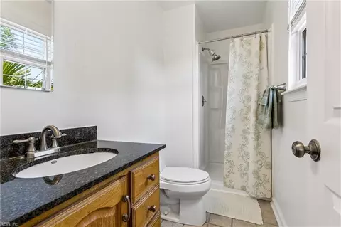 Bath - 112 Drummonds Way, Hampton, VA 23669 photo 2 of 2