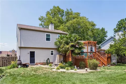 Exterior - 112 Drummonds Way, Hampton, VA 23669 photo 11 of 12