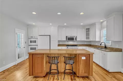 Kitchen - 329 Center St, Hampton, VA 23669 photo 1 of 2
