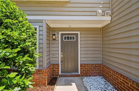 Other - 7 Madrone Pl, Hampton, VA 23666 photo 2 of 7