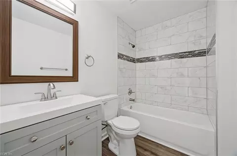 Bath - 7 Madrone Pl, Hampton, VA 23666 photo 2 of 3
