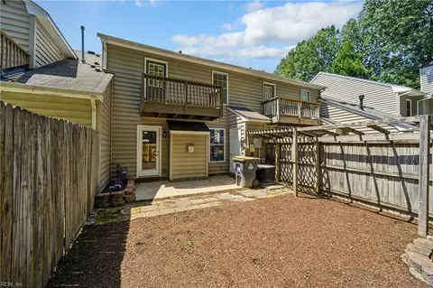Exterior - 7 Madrone Pl, Hampton, VA 23666 photo 4 of 5