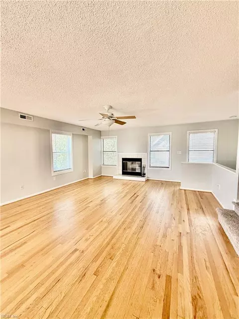 2306 Bergen Ct, Virginia Beach, VA 23451