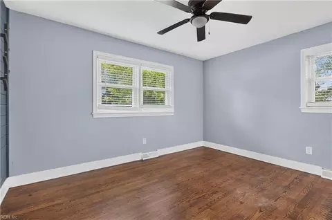 34 Roberta Dr, Hampton, VA 23666 photo 22
