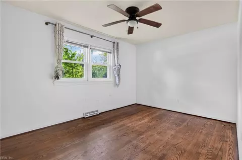 34 Roberta Dr, Hampton, VA 23666 photo 19