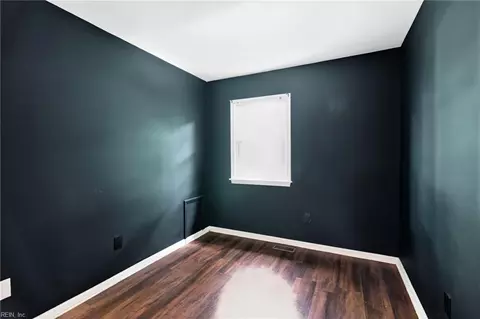 Bedroom - 158 Saunders Rd, Hampton, VA 23666 photo 5 of 7