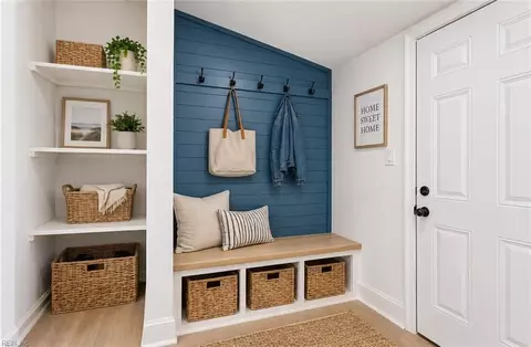 Entry Way - 6015 Hampton Blvd, Norfolk, VA 23508 photo 1 of 5