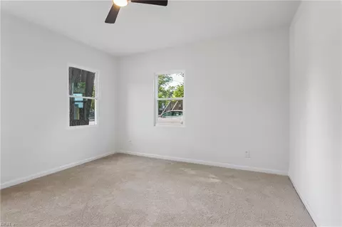 Bedroom - 6015 Hampton Blvd, Norfolk, VA 23508 photo 1 of 14