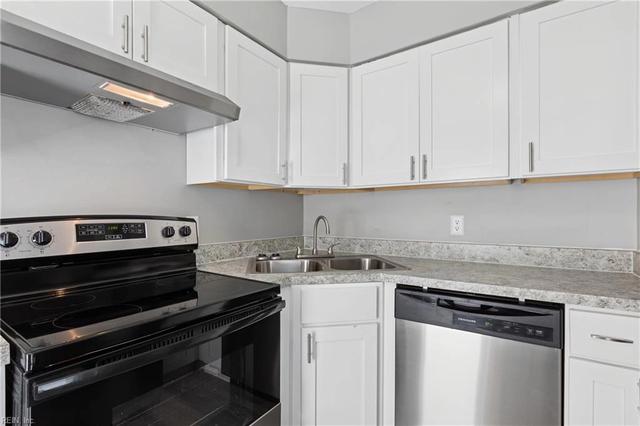1007 Green St, Portsmouth, VA 23704