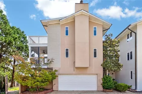 220 83rd St #A, Virginia Beach, VA 23451