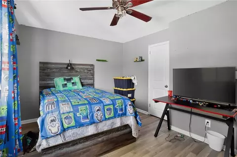 Bedroom - 1527 Grove St, Hampton, VA 23664 photo 6 of 8