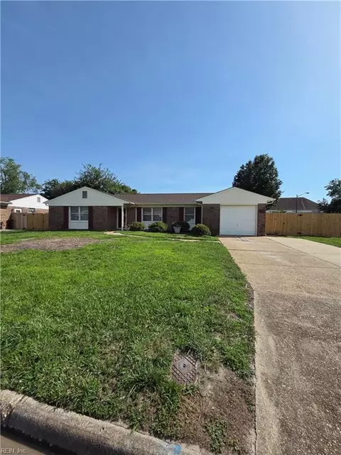 5629 Hearth Dr, Virginia Beach, VA 23464
