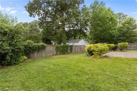 Exterior - 220 Benthall Rd, Hampton, VA 23664 photo 7 of 7