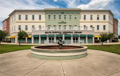 801 Poindexter St #318, Chesapeake, VA 23324