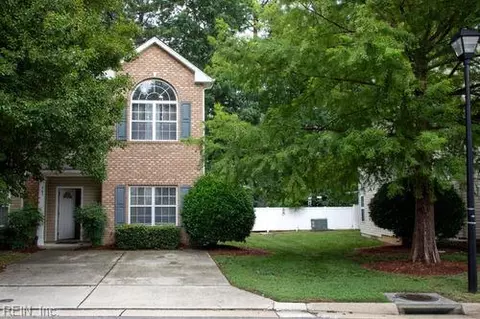 463 Revolution Ln, Newport News, VA 23608