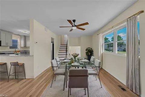 Dining - 3404 Hardee Ct, Hampton, VA 23666 photo 2 of 2