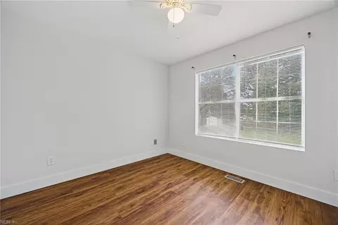 6742 Amanda Ct, Gloucester, VA 23061 photo 31