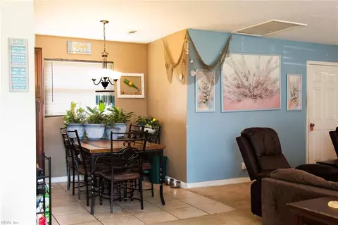Dining - 641 Nottingham Dr, Hampton, VA 23669 photo 1 of 1