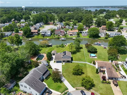 View/Area - 203 Skipper Ct, Hampton, VA 23669 photo 5 of 12
