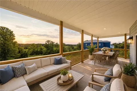 52 N Lawson Rd, Poquoson, VA 23662