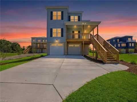 52 N Lawson Rd, Poquoson, VA 23662