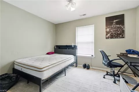 Bedroom - 4606 Old Fox Trl, Chesapeake, VA 23321 photo 3 of 3