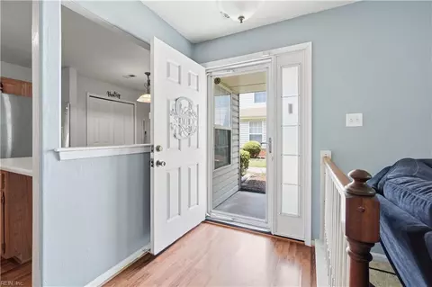 Entry Way - 4606 Old Fox Trl, Chesapeake, VA 23321 photo 1 of 3