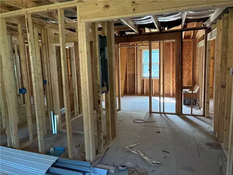 145 Shell Rd, Suffolk, VA 23432 photo 7